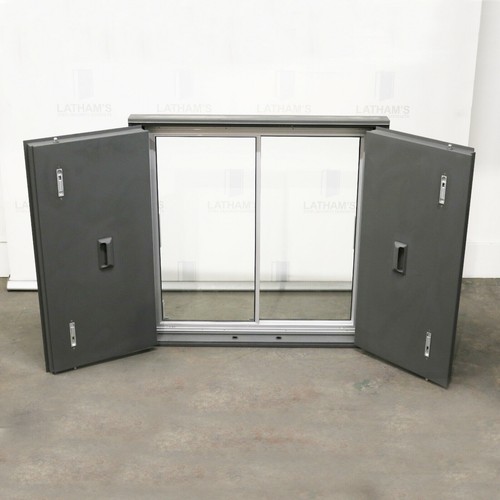 Container window shutter - shutter, site